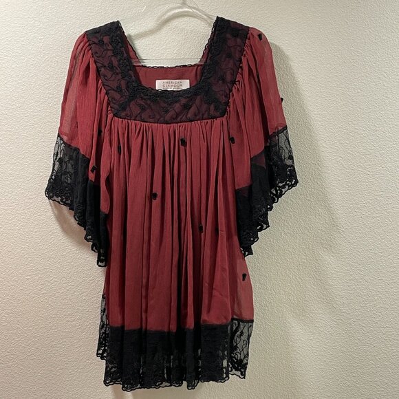 NEW, AMERICAN GLAMOUR Babydoll Short Sleeve Lace Trim Flowy Blouse, Burgundy - M - Picture 1 of 12